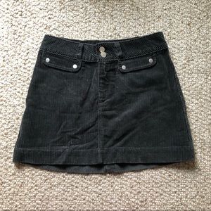 BRAND NEW ABERCROMBIE CORDUROY SKIRT SIZE SMALL